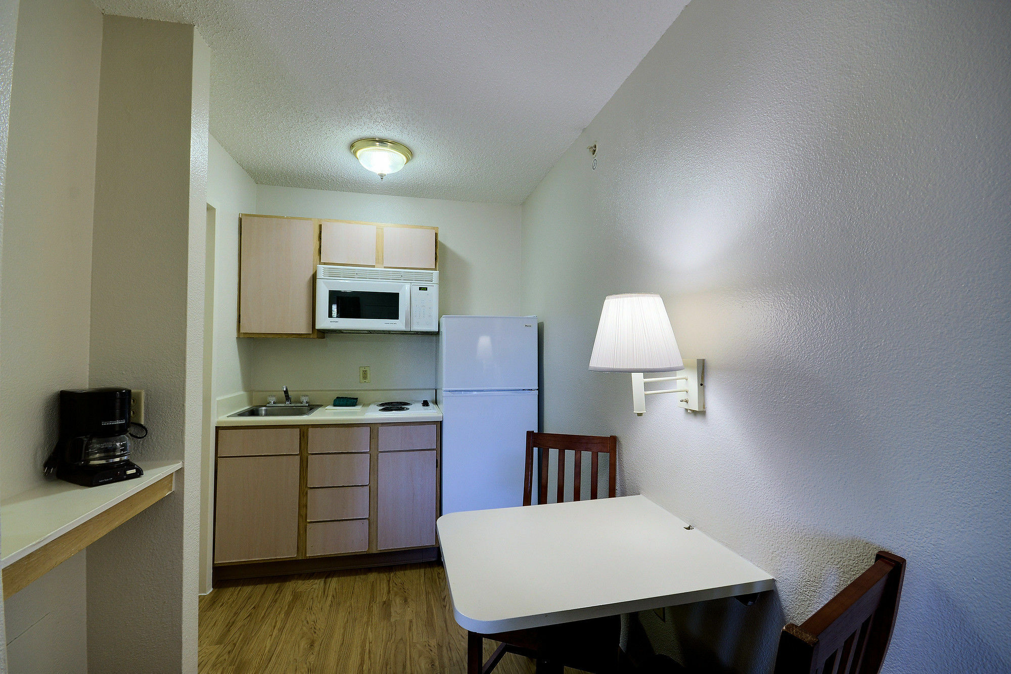Intown Suites Extended Stay Houston Tx - Westchase Екстериор снимка